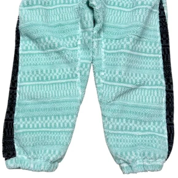 Free People Movement Hit the Slopes Salopette Size M NWT  Mint Geo Snow Bib - Picture 12 of 17